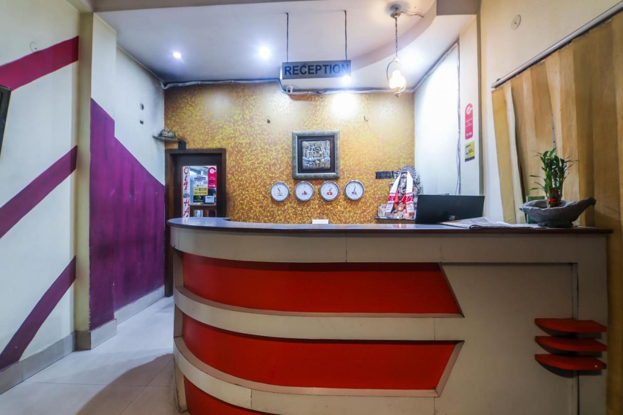 Oyo-27059城市大酒店 Tezpur 外观 照片